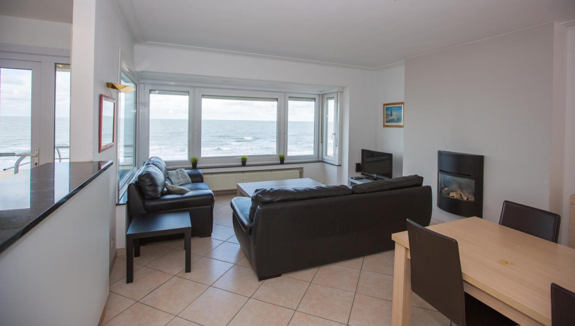 Bright Apartment With Sea View ออสเทนด์ ภายนอก รูปภาพ